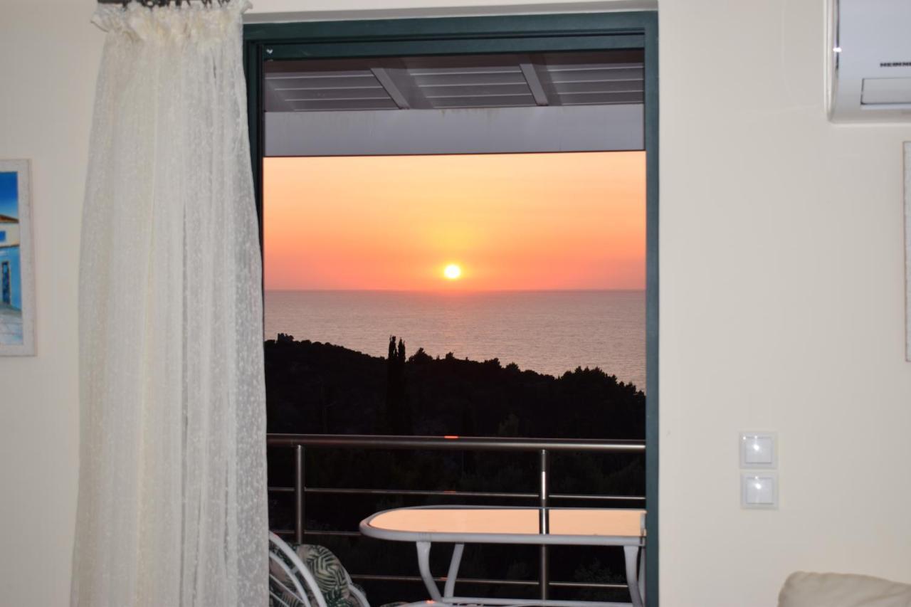 Villa Thetis With Private Pool Where The Sunsets Fade Away Áyios Nikítas Exteriör bild