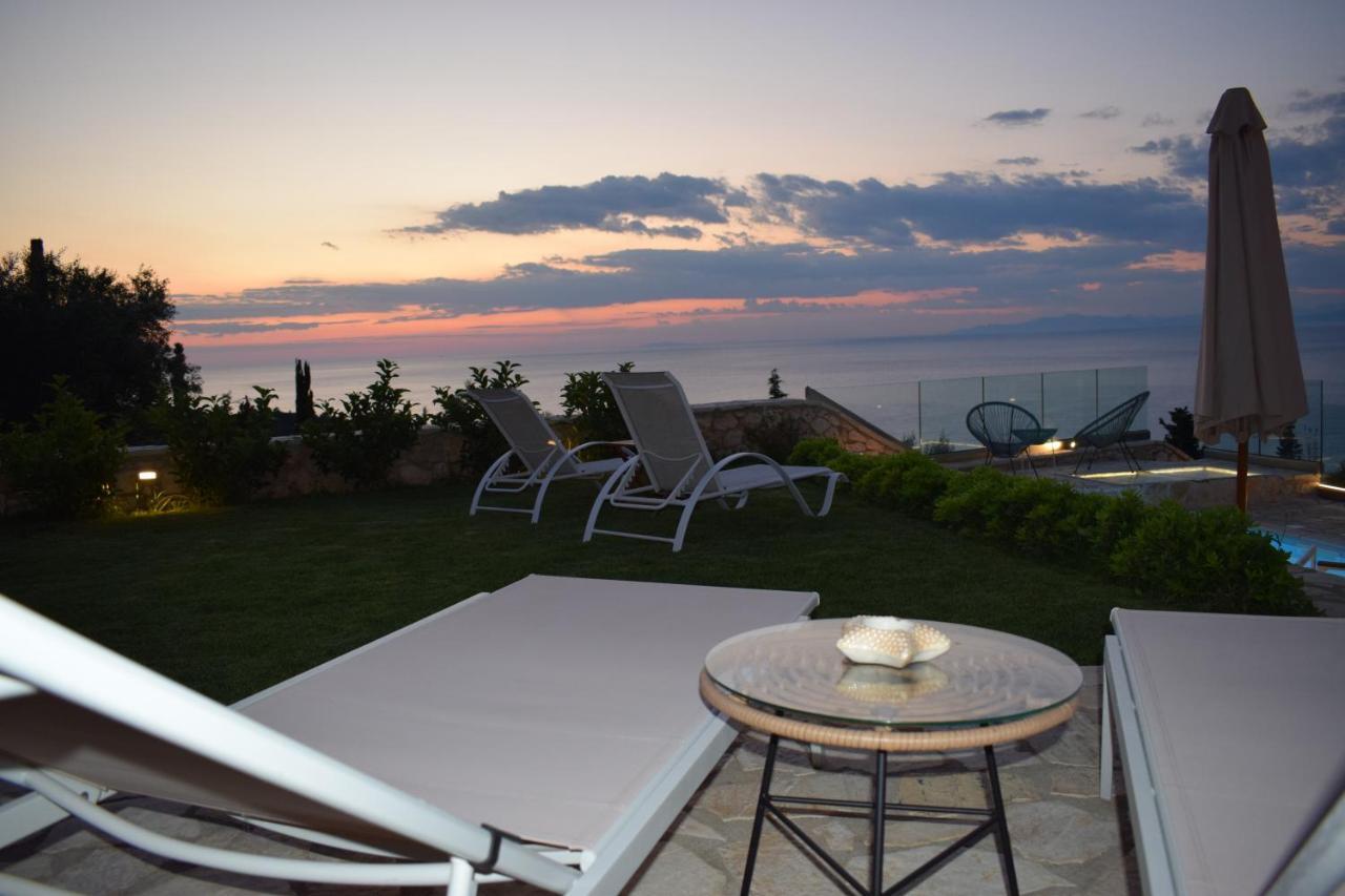 Villa Thetis With Private Pool Where The Sunsets Fade Away Áyios Nikítas Exteriör bild