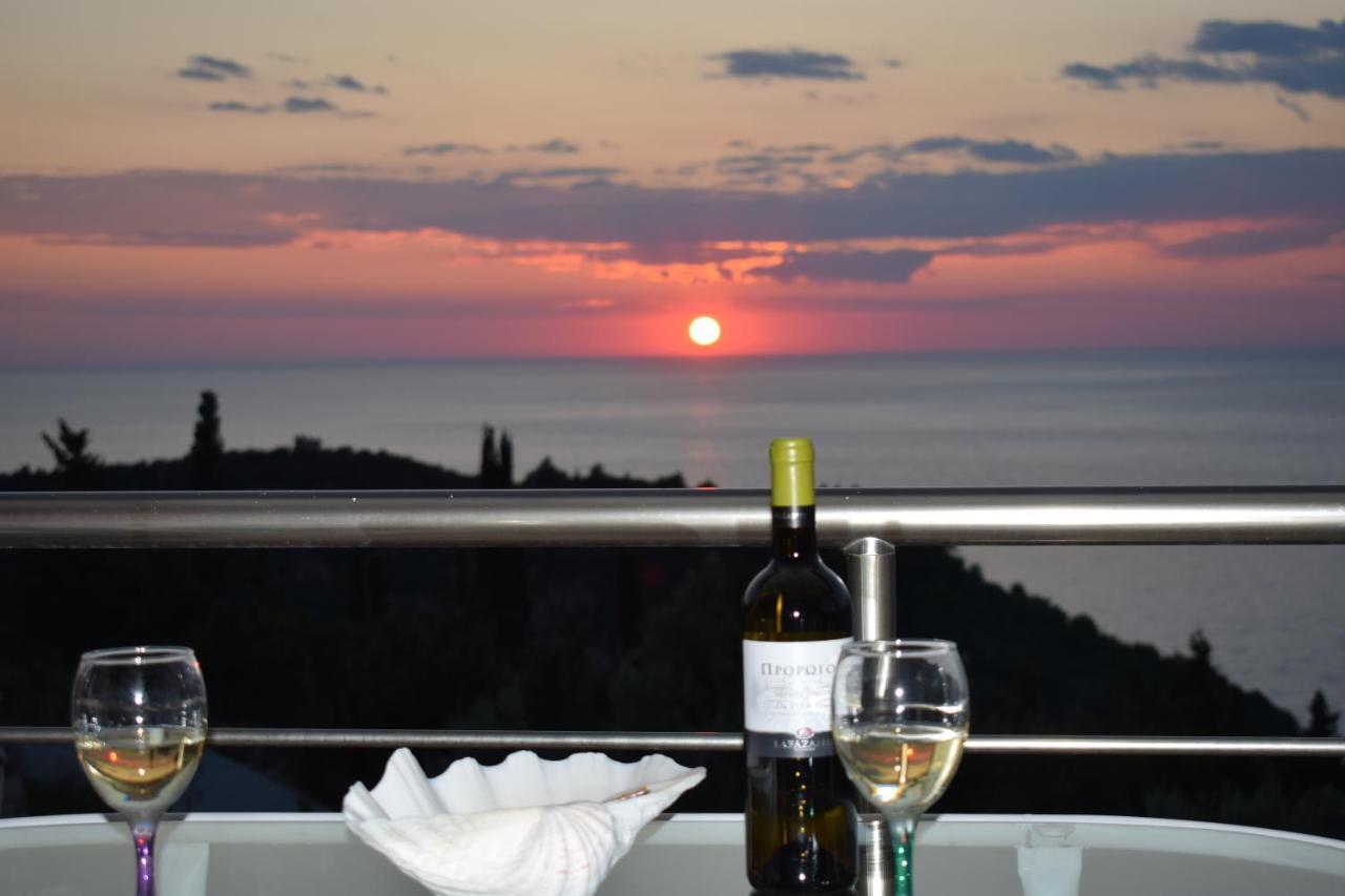 Villa Thetis With Private Pool Where The Sunsets Fade Away Áyios Nikítas Exteriör bild