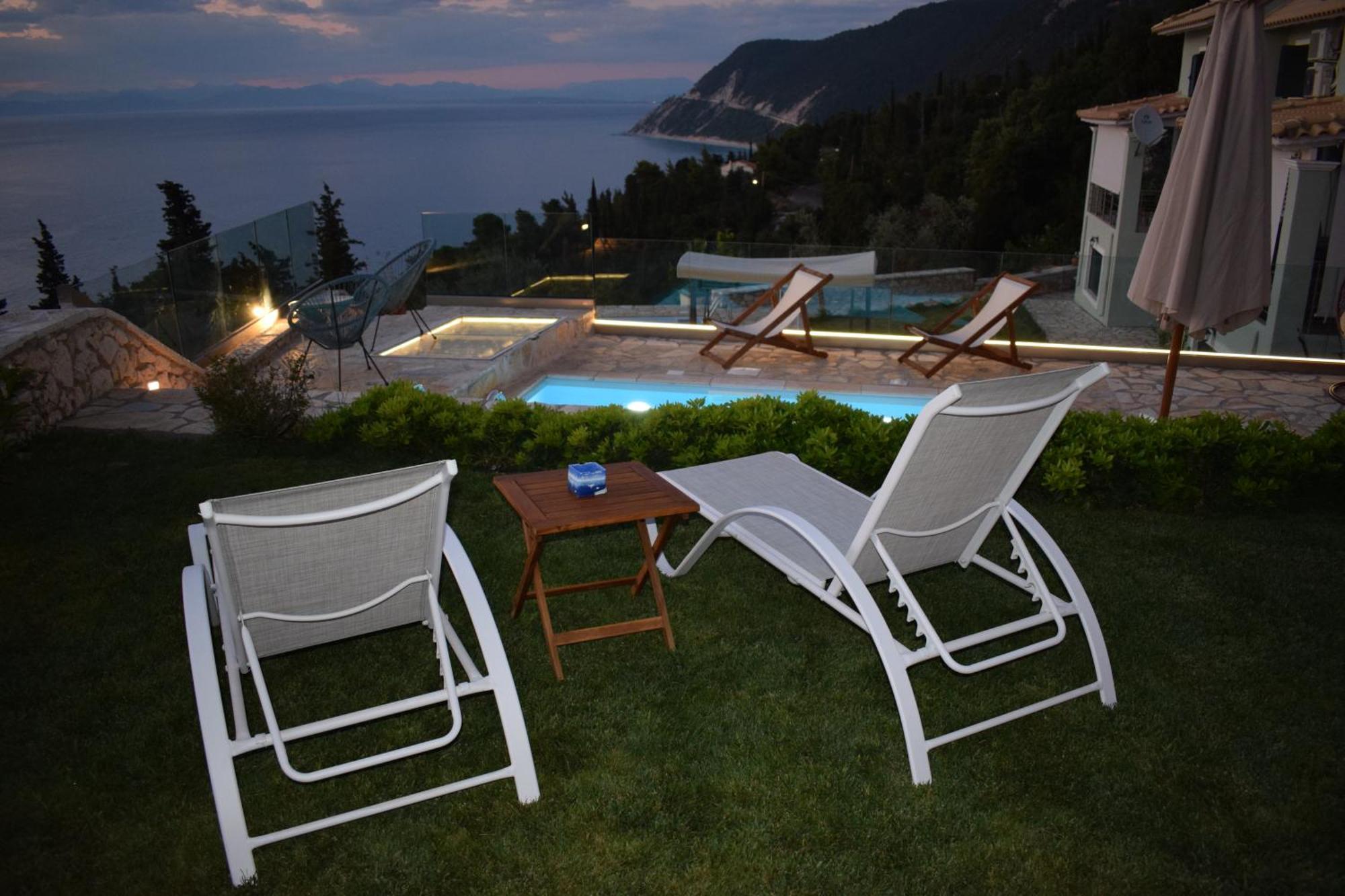 Villa Thetis With Private Pool Where The Sunsets Fade Away Áyios Nikítas Exteriör bild